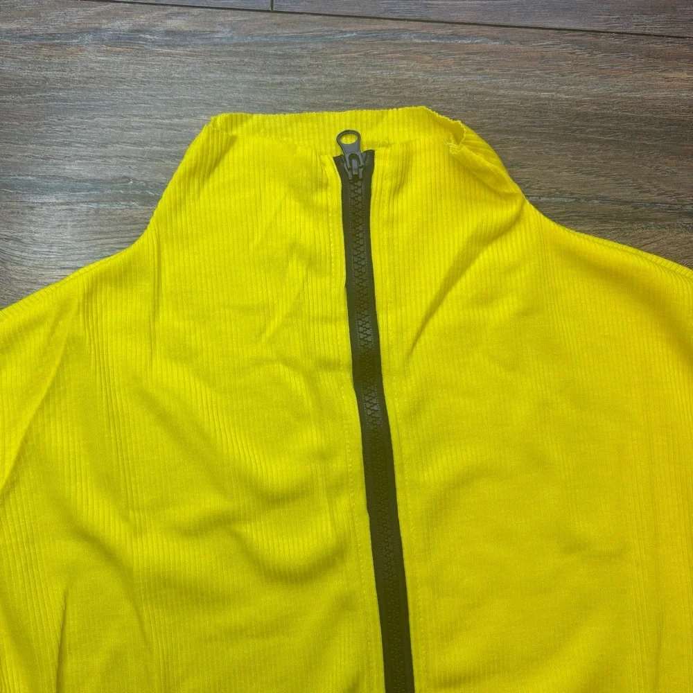 Yellow Women's Skirt Set - Picture 2 of 5